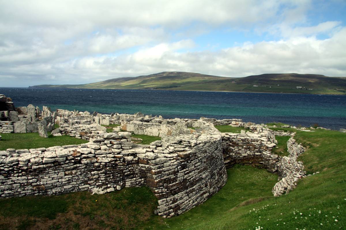 Broch of Gurness on Mainland Orkney, an Iron Age site with cellular stone structures similar to those at Buckquoy.