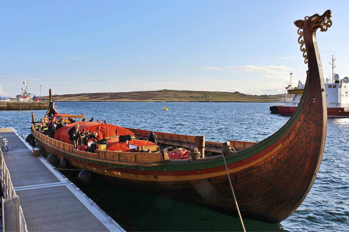 A call for crew has been issued for the Draken Harald Hårfagre, offering a chance to experience Viking-style seafaring.