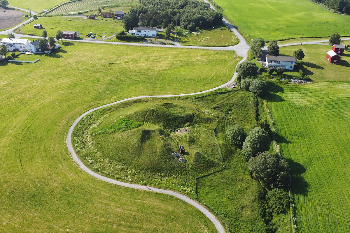 Herlaugshaugen, or Herlaug Mound, has been dated to around 700 CE. Source: Hanne Bryn / NTNU University Museum
