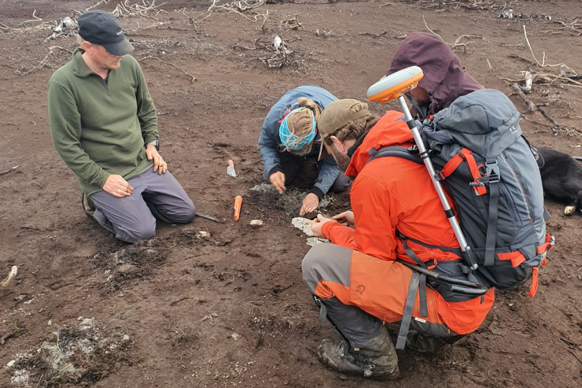 Recent discoveries in central Norway indicate a strong Sámi presence during the Viking Age, suggesting closer cultural interactions with the Norse.