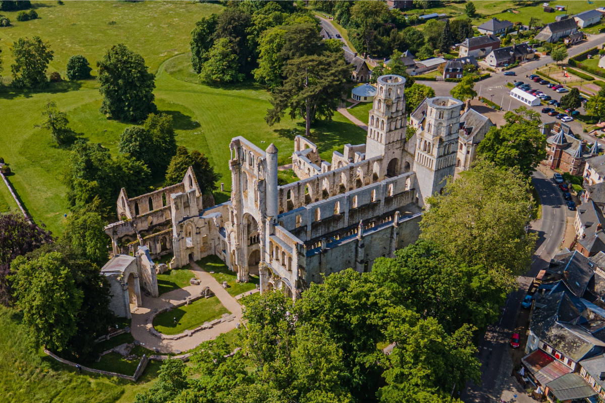 Excluded from our top 5 but closely linked to Viking history, Jumièges Abbey experienced a dramatic ninth-century Viking attack, leading to its rebirth at the hands of the Normans.