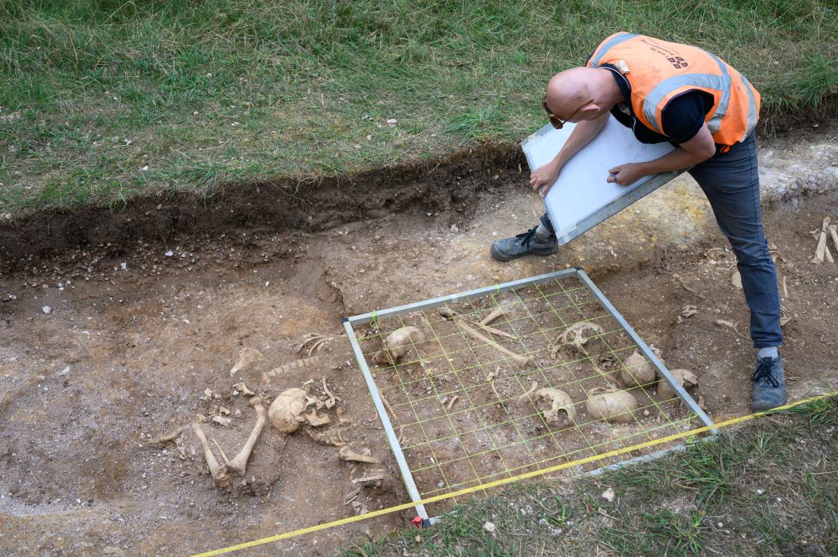 A Viking Age mass grave at Wandlebury has revealed remains of at least ten people, and researchers now test origins and kinship through DNA and isotopes.