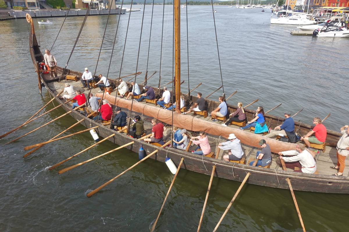 Saga Oseberg, a full-scale replica of the Oseberg ship, in Tønsberg harbor, August 2019.