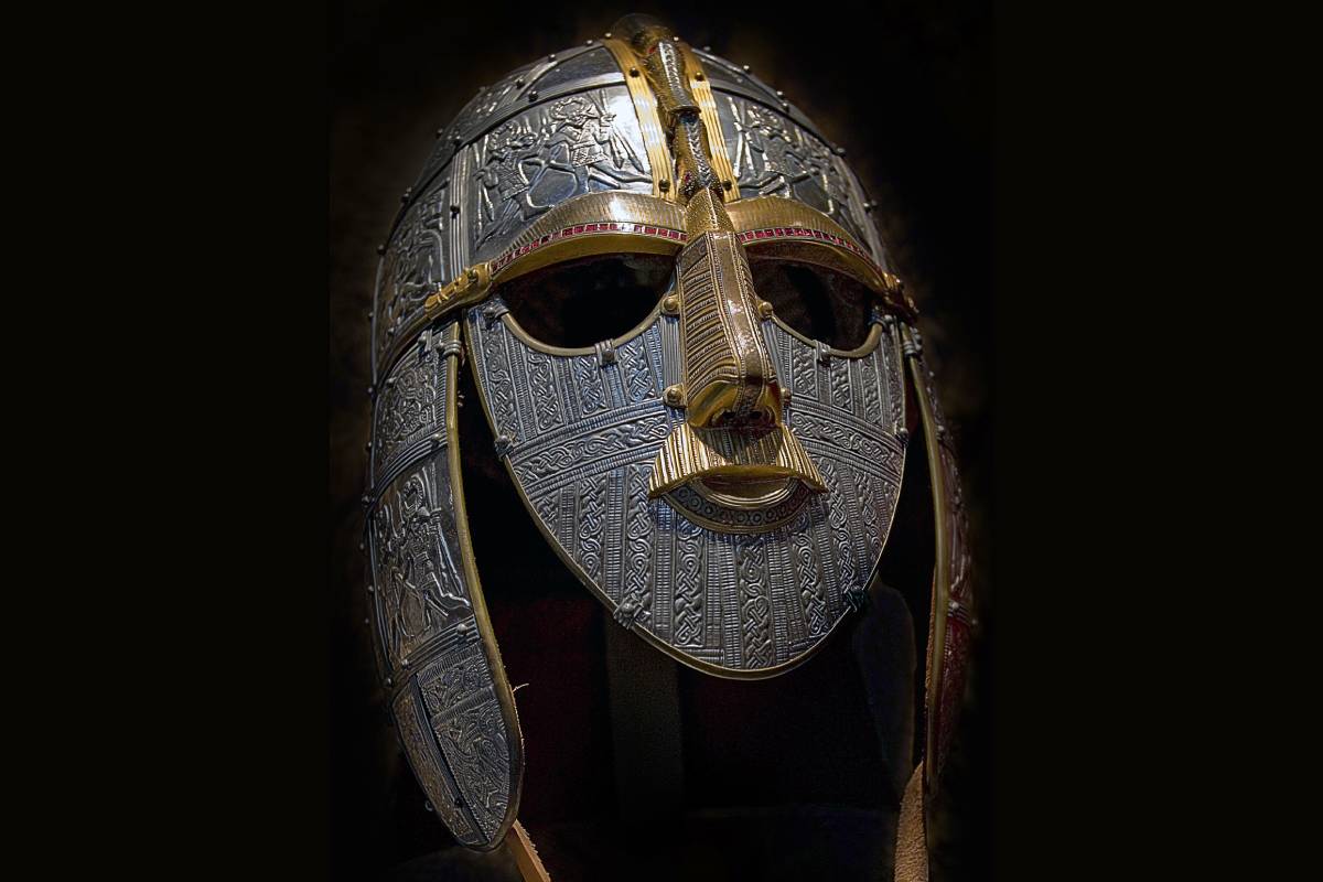 A small copper stamp discovered on the Danish island of Taasinge suggests that the iconic Sutton Hoo helmet, traditionally linked to Sweden, might actually originate from Denmark.