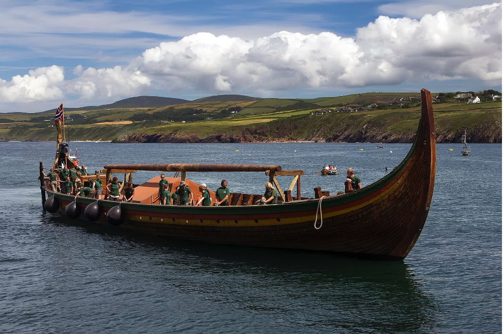 Reproduction Viking longship Draken Harald Hårfagre / Wikimedia / Author:  Jack IOM